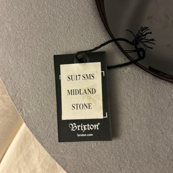 Braxton, New w/ tags. Size M - Picture 2 of 5